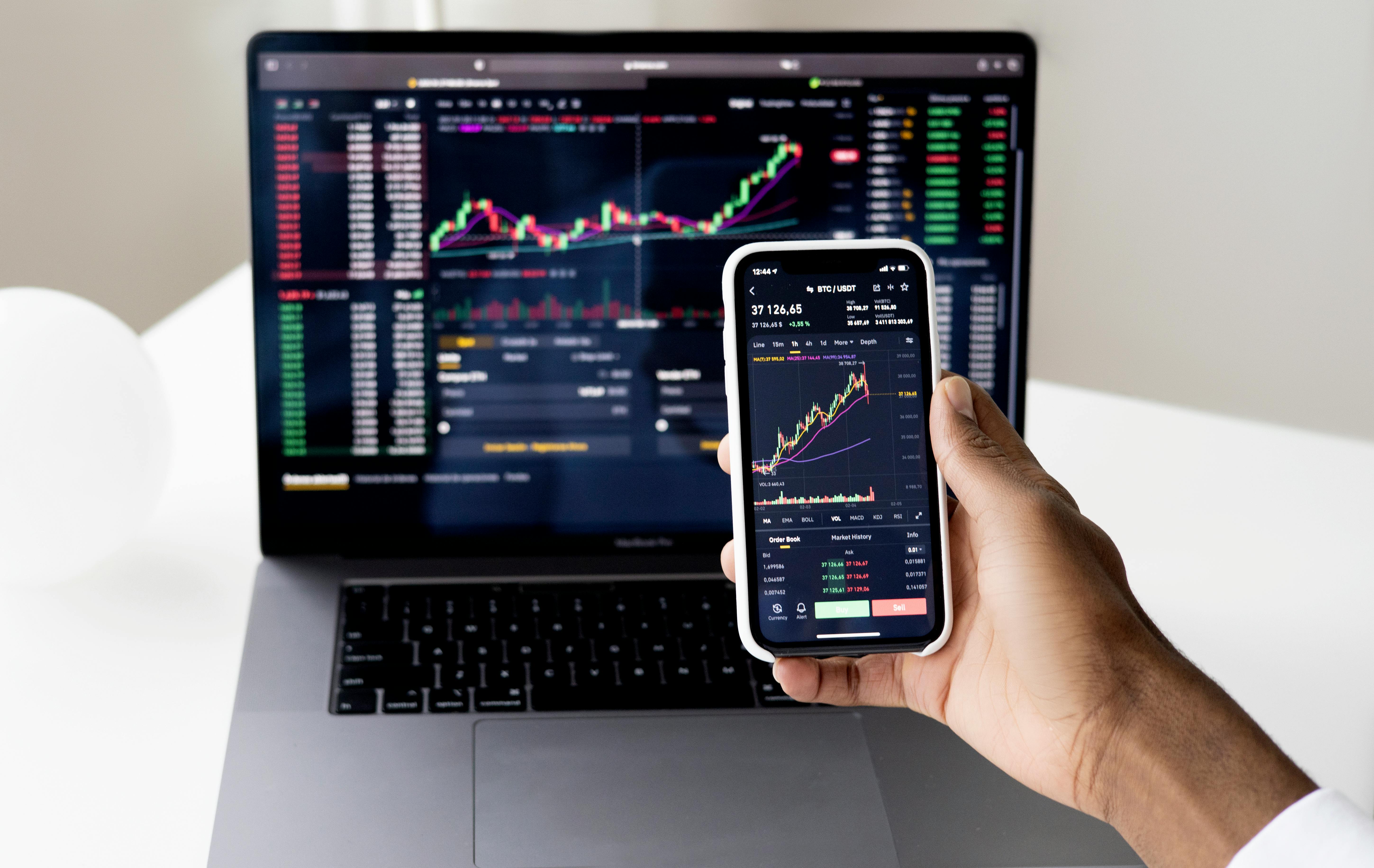 Entrepreneur working with AI and data